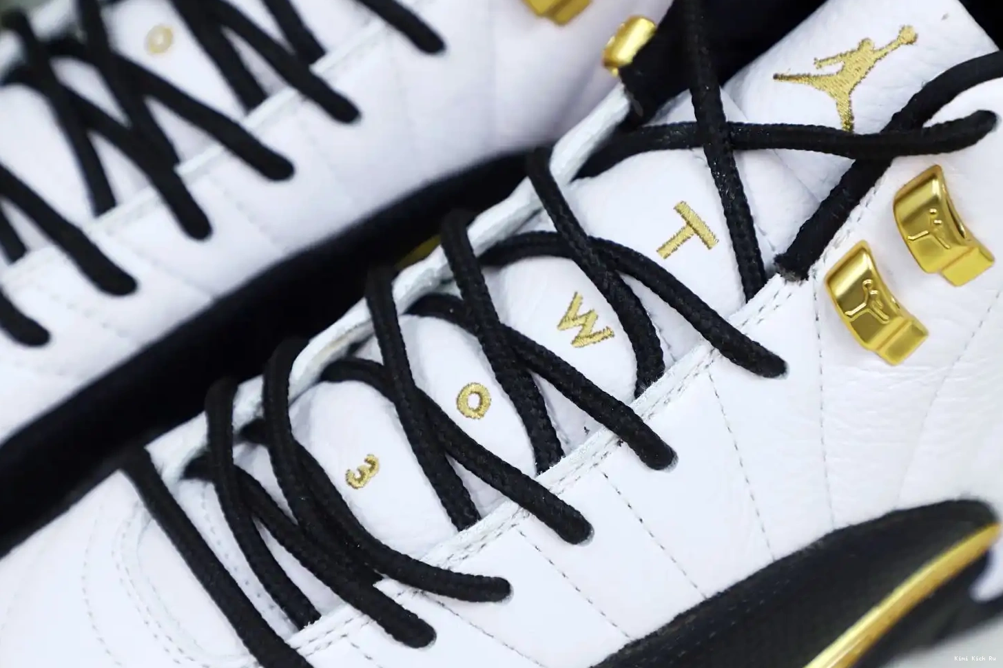 'ROYALTY' AIR RETRO JORDAN Kimikick 12 0805